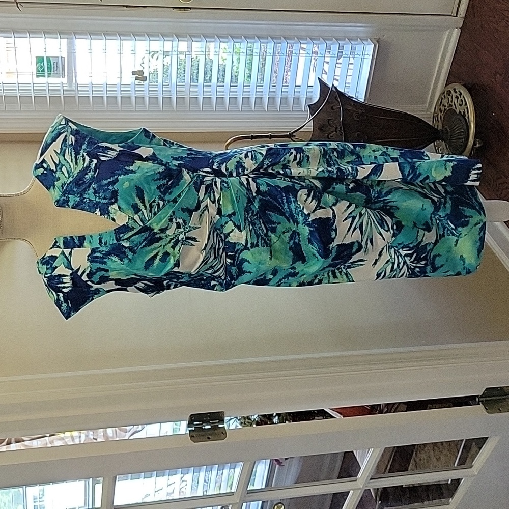 Adrianna Papell blue aqua white floral sleeveless dress gathered side Vneck 14 …